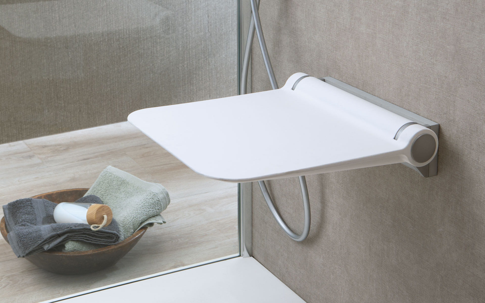 Ponte Giulio G12JDS08 Hug Removable & Folding Shower Seat