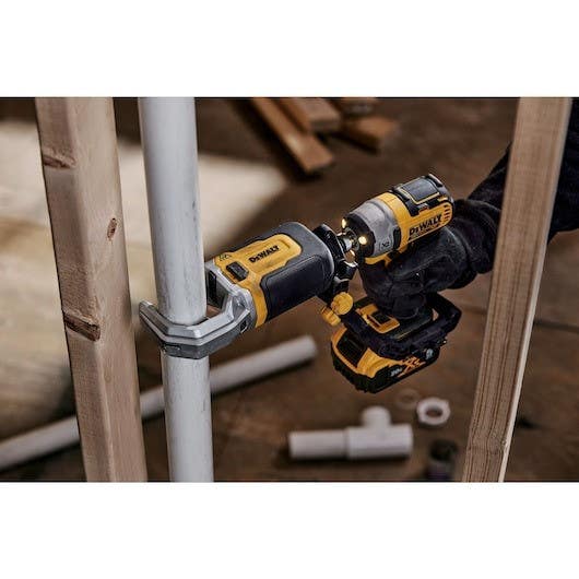 DEWALT DWAPVCIR Impact Connect PVC/PEX Pipe Cutter Attachment