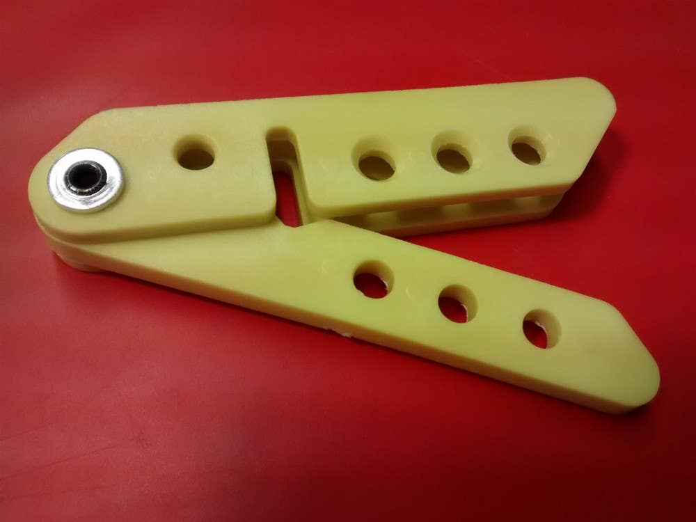 AccuformNMC KDD62 Scissor-Lok Cable-Hasps