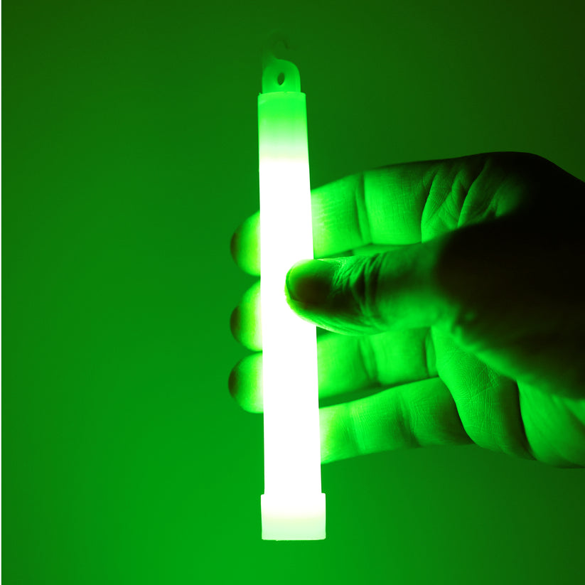 Coghlan's 9202 Green Lightstick- 2pk.