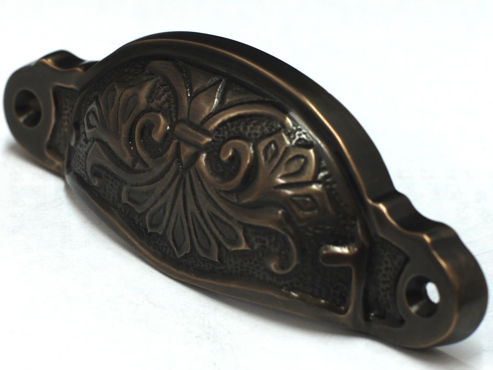 Cal Crystal VB-2 Vintage Brass Collection 3?" Ornate Bin Pull