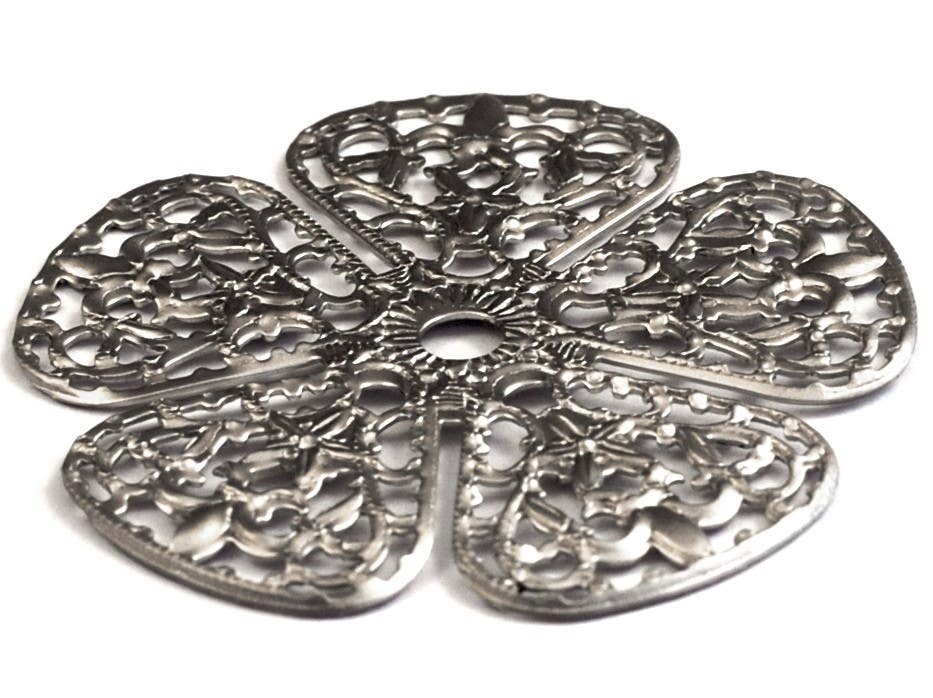 Cal Crystal 32BP BACKPLATE  Round Backplate for Crystal Knob, 1-7/8"