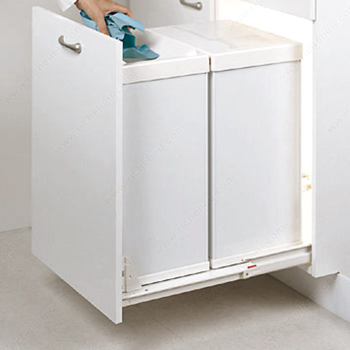 Richelieu 640530 Metal Waste Bin, Floor Model, Capacity - 40 Litres