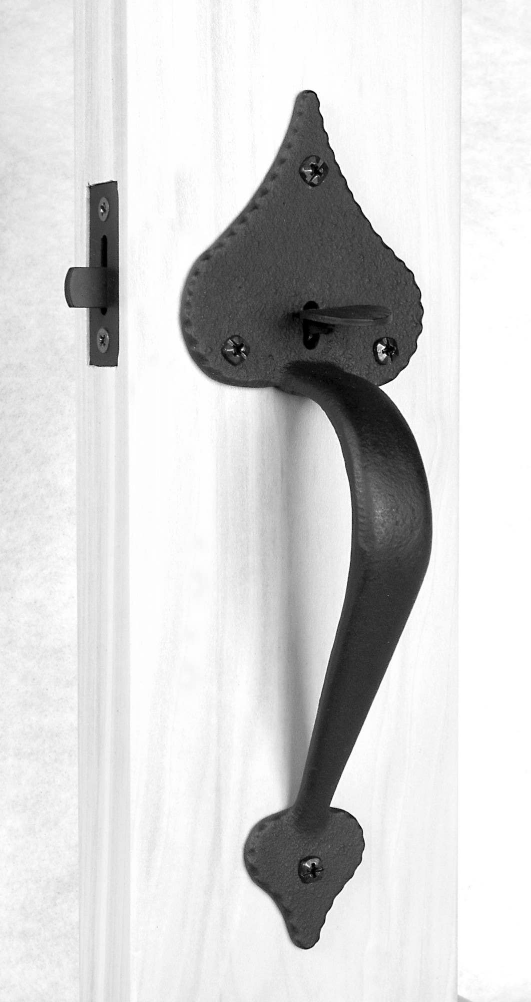 Acorn RUMBI Cast Heart Double Handle Drop Latch Set For Predilled Door