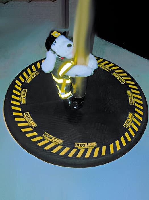 Working Concepts FP100 ErgoLand, Fire Pole Landing Mat w/ 45 Degree Beveled Edge, 1" Thick, 34" Diameter